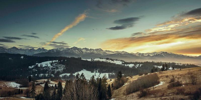 从硬件束缚到软件自由:电信运营商NFV部署实战与演进之路